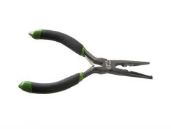 Small Daiwa pliers for light and ultra light lure fishermen